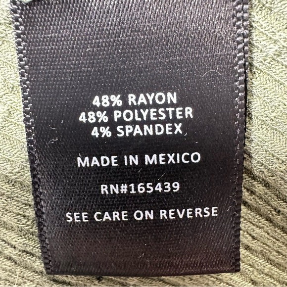 Torrid Olive Green Ribbed Surplice Peplum Top Size 4x Babydoll Top - Picture 11 of 12